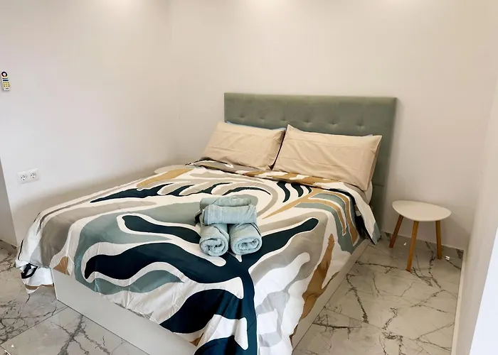 - Air Conditioning And Pool Apartamento