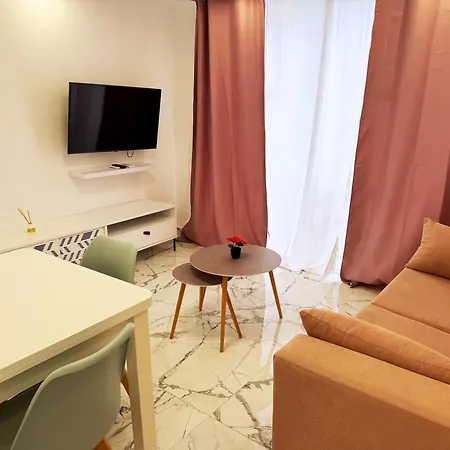 - Air Conditioning And Pool Apartamento